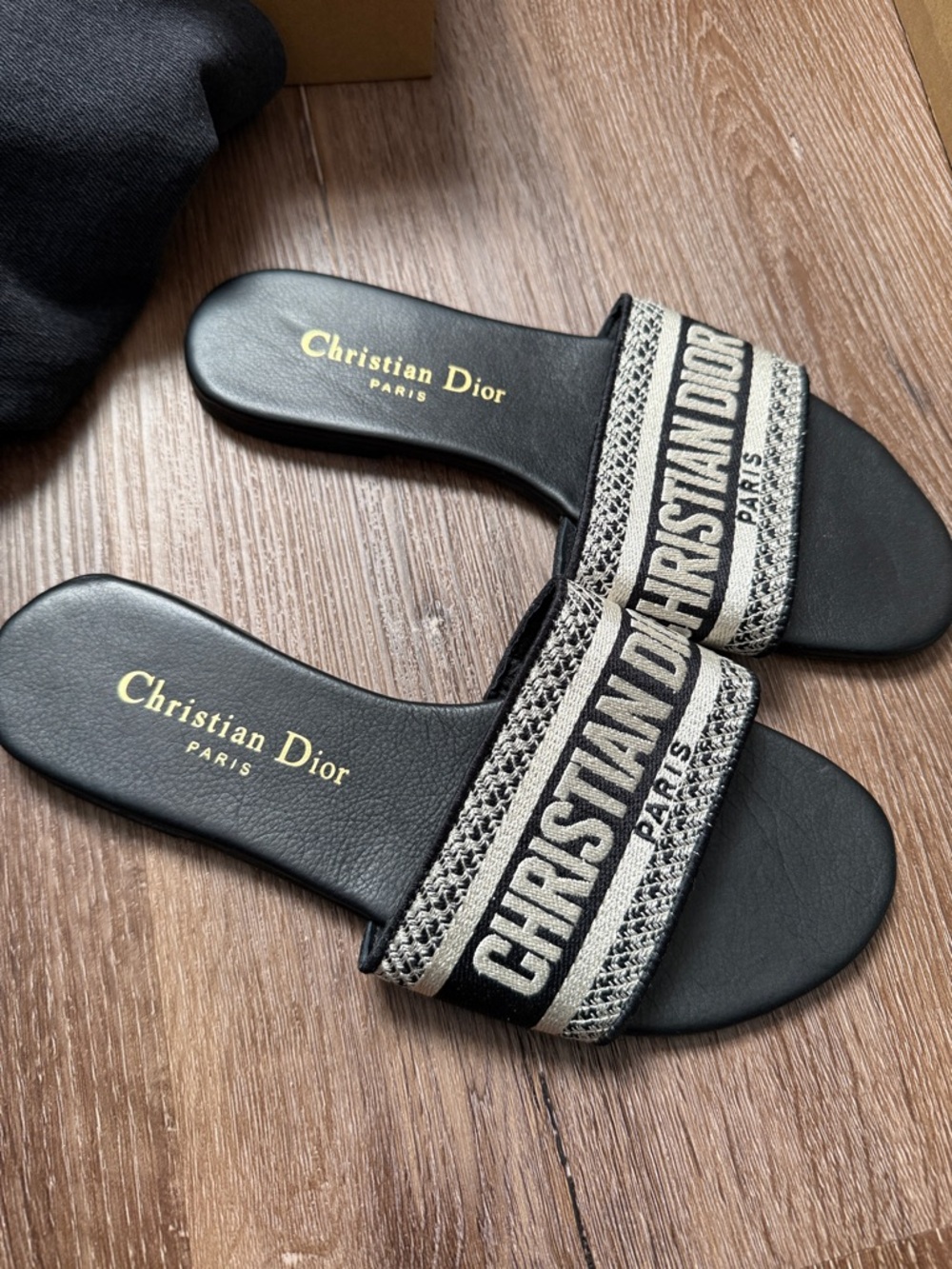 Christian Dior sandal - Picture 2 of 4